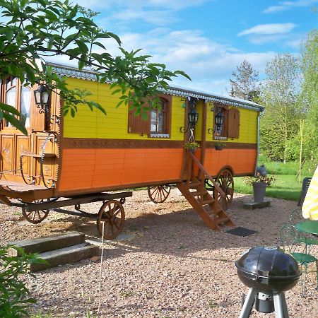 Bed and Breakfast Chez Pommette et Billy La Hoguette Exterior foto